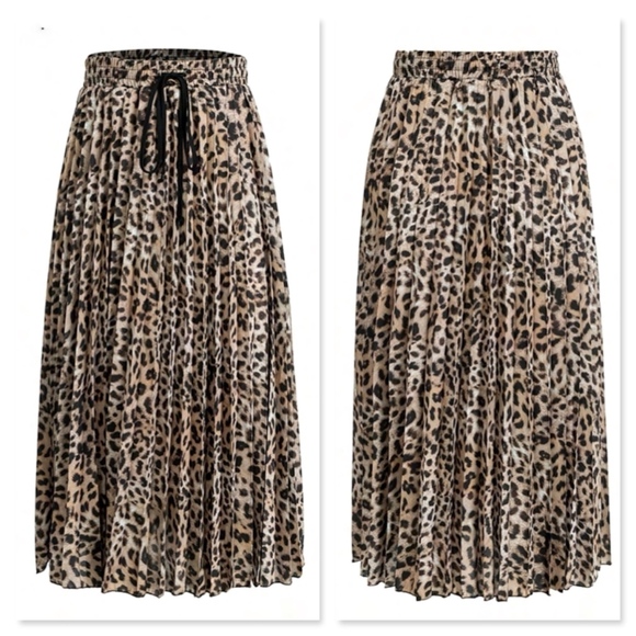 Cheetah Print Pleated Midi Skirt w/Drawstring - Picture 6 of 10